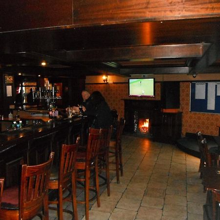 5 Corners Guest Inn Ballyclare Exterior foto