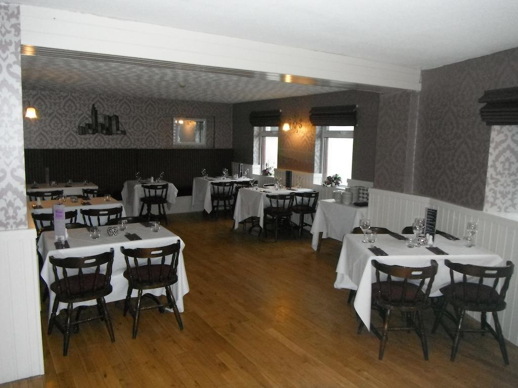 5 Corners Guest Inn Ballyclare Exterior foto